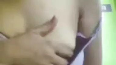 Sexy Bengali girl showing her boobs on video call