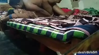 Desi Bhabi Fucking on Bed
