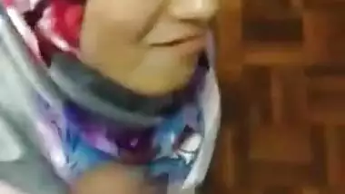 indian desi teen girl muslim blowjob - more wcamdesgirl19.ga