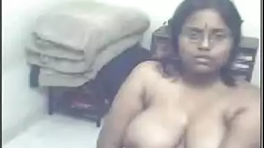 Bayas Fokinge Vido - Bayas and bayas xxx video busty indian porn at Hotindianporn.mobi
