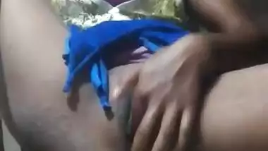 Teen Dehati girl fingering her pussy on selfie video