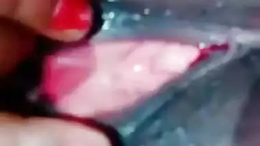 Sexy Desi Girl Fingering Pussy On Selfie Cam