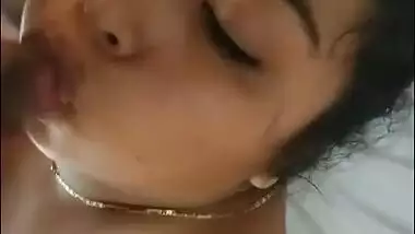 Sexy mature Bhabhi blowjob cum facial