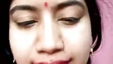 Very beautiful Bhabi fucking with husband and moaning