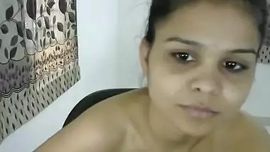 Nisha Bhabi Showing Boobs on Chaturbate Live