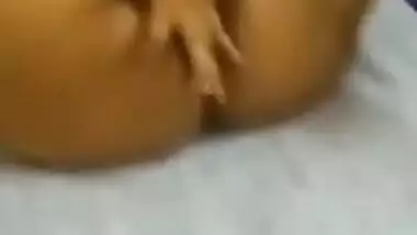 HORNY DESI WIFE MASTERBATING WITH A TOOTHBRUSH