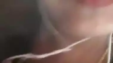 Hot Bhabhi Showing Boobs On VideoCall