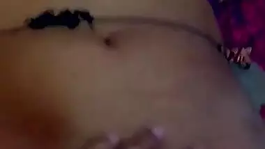 Bhabhi naked pussy show to her new lover