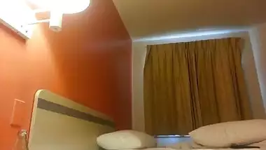 Big Ass Mallu Aunty’s Sex MMS At Hotel Room