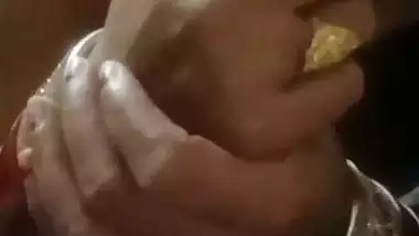 Newly married Indian couple sex video from their honeymoon
