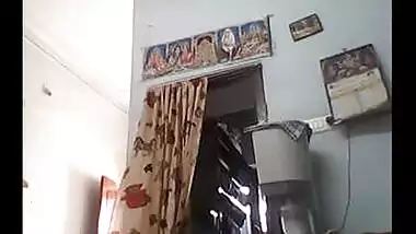 Telugu mom sex mms with tenant in hidden cam