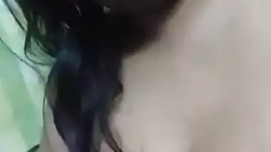 Busty Bengali wife boob show MMS video