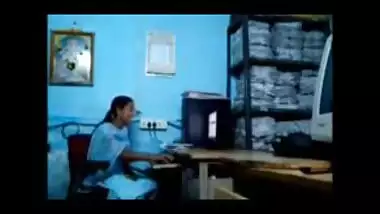 INDIAN CAUGHT SEX...dont miss