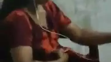 Telugu wife boob show on phone sex chat