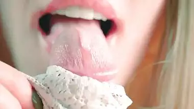 Good morning close up tongue teasing Blowjob