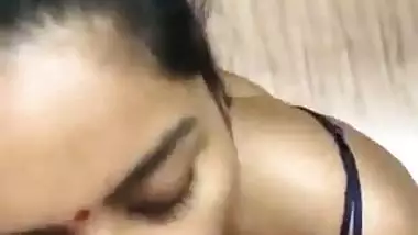Chubby wife sucks her lover’s dick in Tamil sex