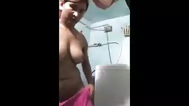 Sex porn mms desi maid shower video