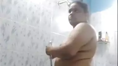 Today Exclusive- Desi Bbw Bhabhi Record Her Bathing Video Part 6