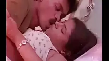 Cheating Mallu Auntie gets fucked by her lover