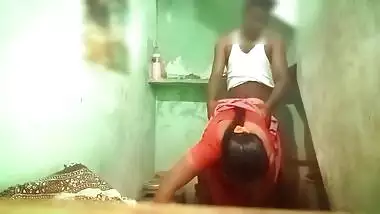 Tamil Aunty Cheating Unkle In Bathroom