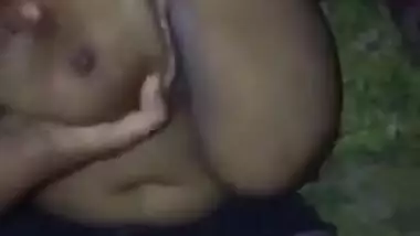 Big boobs mallu aunty squeezed thoroughly