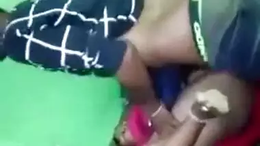 Desi cheating Bhabhi sex with her juvenile Devar