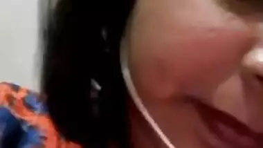 Desi beautiful girl video call fucking with lover-1