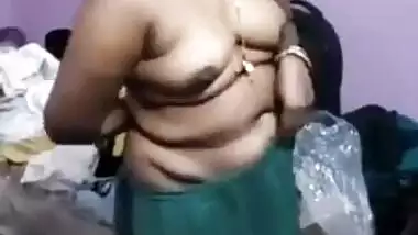 South Indian Aunty Undressing In Front Of Neighbor
