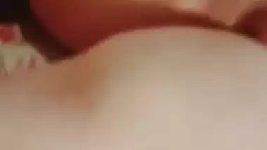 Desi BBW has amazing XXX pears that she reveals on the camera