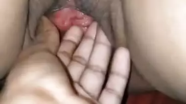 Desi Girl Pussy Fingering