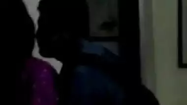 indian student kiss with boyfriend