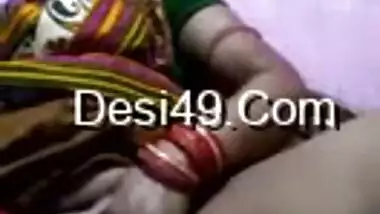 Fatty Desi mom bares hairy cunt and takes vegetable for masturbation