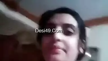 Today Exclusive- Paki Girl Record Her Nude Video
