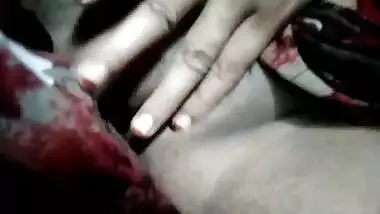 Muslim village girl showing her big boobs pussy