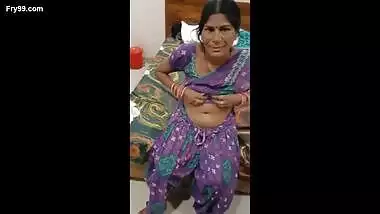 Desi village aunty suck