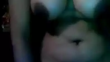 Desi Village Girl Shows Boobs