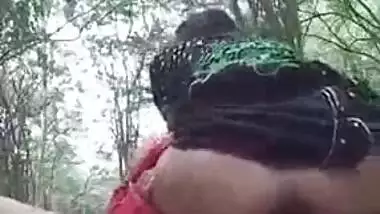 Fucking Ass Of Village Bhabhi In Jungle