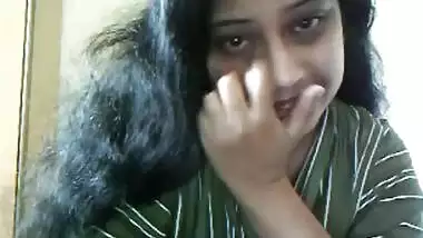 Doctor remya masturbating with her dildo on...