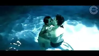 Sex in pool