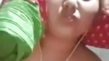 Today Exclusive -sexy Bangla Girl Shows Her Boobs To Lover