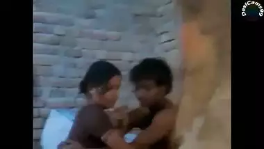 Desi xxx video of my slut bhabhi and my friend