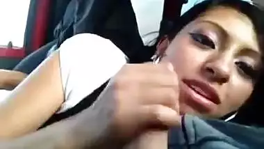 Hot Bangla girl sucking penis inside car