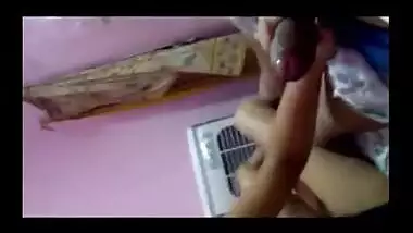 Big boobs girl making her first Hindi porn mms with audio