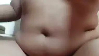 Nude FSI girl pissing video making for lover