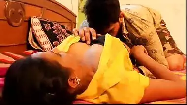 Desi young bhabhi first time doing naughty activity in masala film